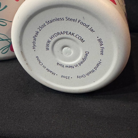 Hydro Flask White and Red Strawberry Jars - Picture 2 of 4